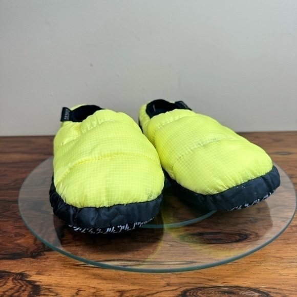 Circus By Sam Edelman Hollin Puffer Slipper - Acid Yellow - size 7 - Picture 4 of 10